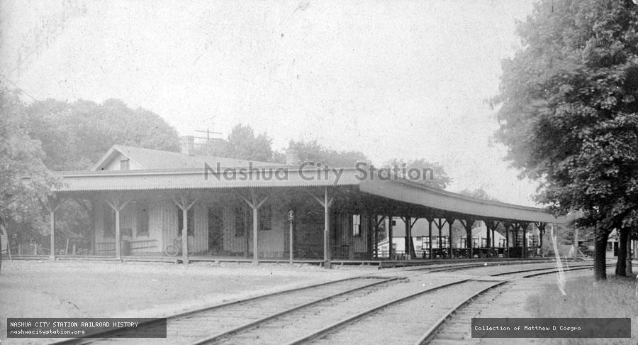 Postcard: Railroad Station, Wickford Junction, Rhode Island